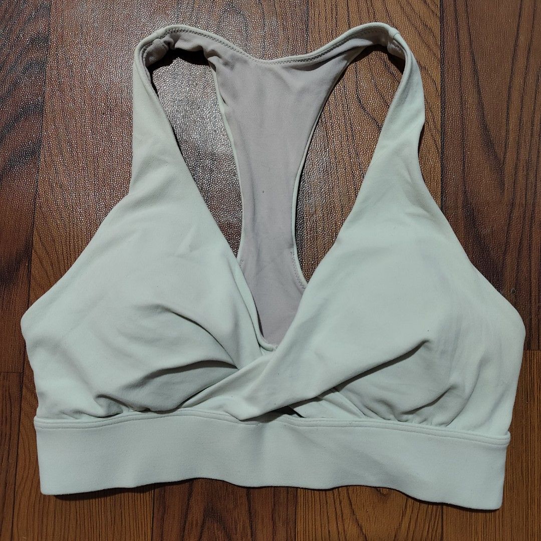 Lululemon Sweet Awakenings Bra (Category: Activewear) located in Taguig. Submitted by Sportywear (Listing ID 1469587033, Image 3). Description: light green actual color dot 4 no flaws.