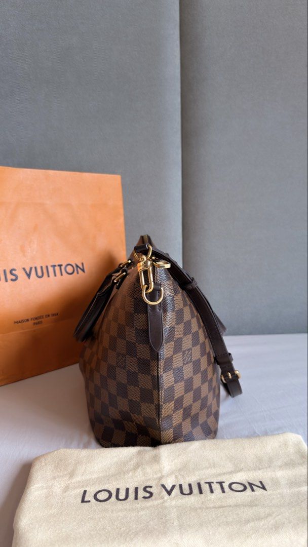 LV Damier Ebene Siena MM (Category: Luxury Bags & Wallets) located in Quezon City. Submitted by gzluxe (Listing ID 1469601209, Image 2). Description: LV Siena in MM size 💯 Auth Comes with dustbag and paperbag Good condition .
