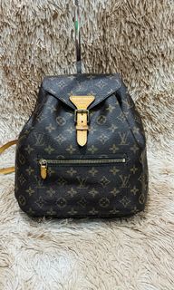 (Category: ) located in . Submitted by cik_coklat (Listing ID 1469666938, Image 1). Description: .