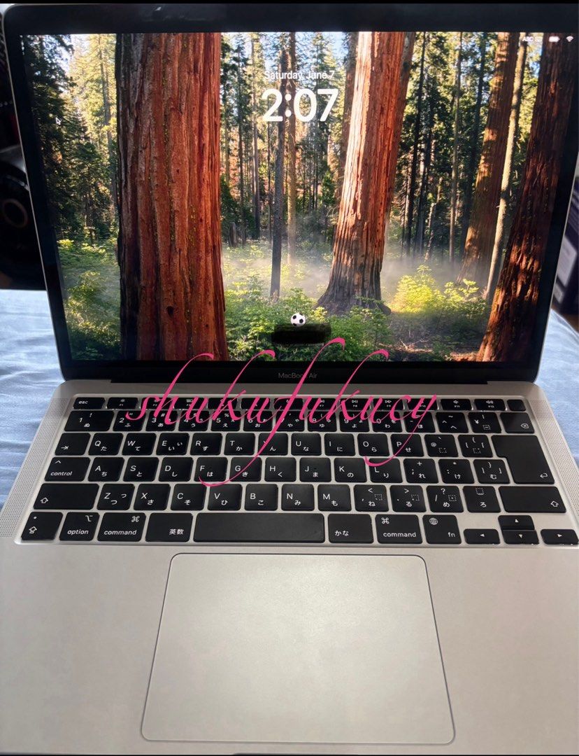 MacBook Air 13 M1 Japanese Keyboard (Category: Laptops & Notebooks) located in Makati City. Submitted by shukufukucy (Listing ID 1469722248, Image 3). Description: Macbook Air "13 M1 (japanese keyboard) * Chip: Apple M1 chip * CPU: 8-core CPU (4 performance cores and 4 efficiency core) * Unified Memory (RAM): 8GB standard * Storage: 256GB * Display: 13.3-inch Retina display (2560-by-1600 resolution at 227 ppi, 400 nits) * Camera: 720p FaceTime HD