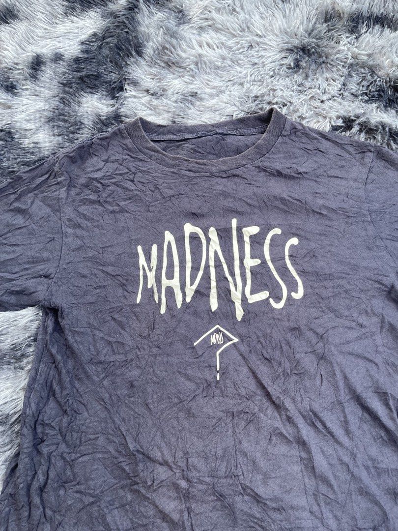Madness tee (Category: Formal Shirts) located in San Jacinto. Submitted by clothcartelph (Listing ID 1469658056, Image 2). Description: Madness Size: ? Width: 19 Length: 26 Issue: none Condition: excellent Color rate: 9/10.