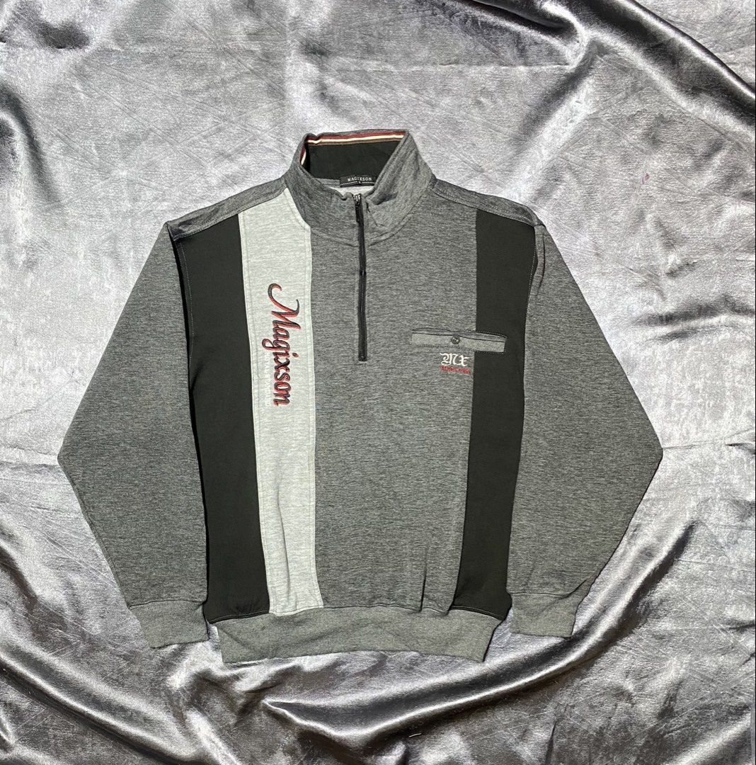 Magixson Quarter Zipper (Category: Coats, Jackets and Outerwear) located in General Trias. Submitted by kevinthriftshop (Listing ID 1469586783, Image 1). Description: .