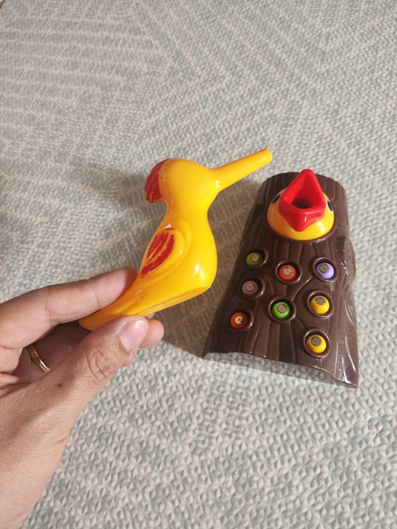 Magnetic Bird Feeding Toy (Category: Infant Playtime) located in Taguig. Submitted by cleanupmomma (Listing ID 1469638772, Image 3). Description: Please take time to read ❤️ Complete Perfect for little hands 😊 wyiwyg.