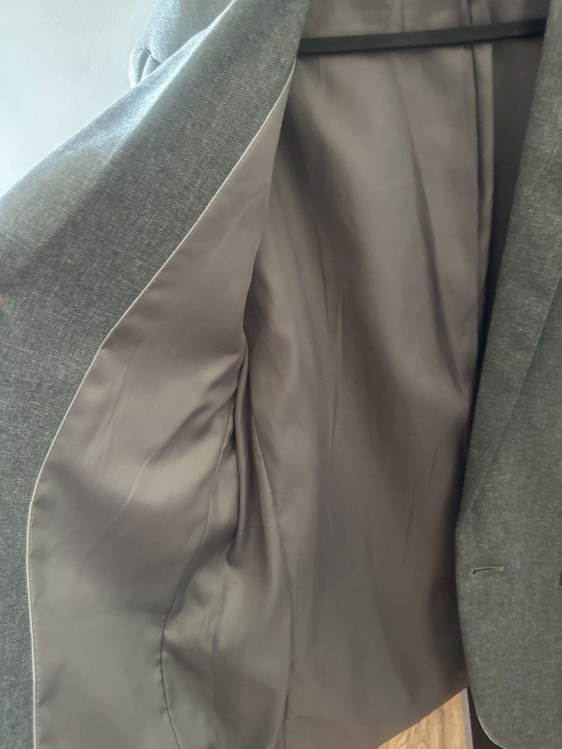 Main Street Grey Blazer Jacket Size S (Category: Coats, Jackets and Outerwear) located in Manila. Submitted by amazingamie8 (Listing ID 1469579873, Image 2). Description: - Brand: Main Street - Size: S - Color: Grey - Fully lined interior in smooth grey fabric - Single-button front closure - Classic lapel collar with structured shoulders - Two front pockets and one chest welt pocket - Single vent in the back - Clean finish and classic cut.