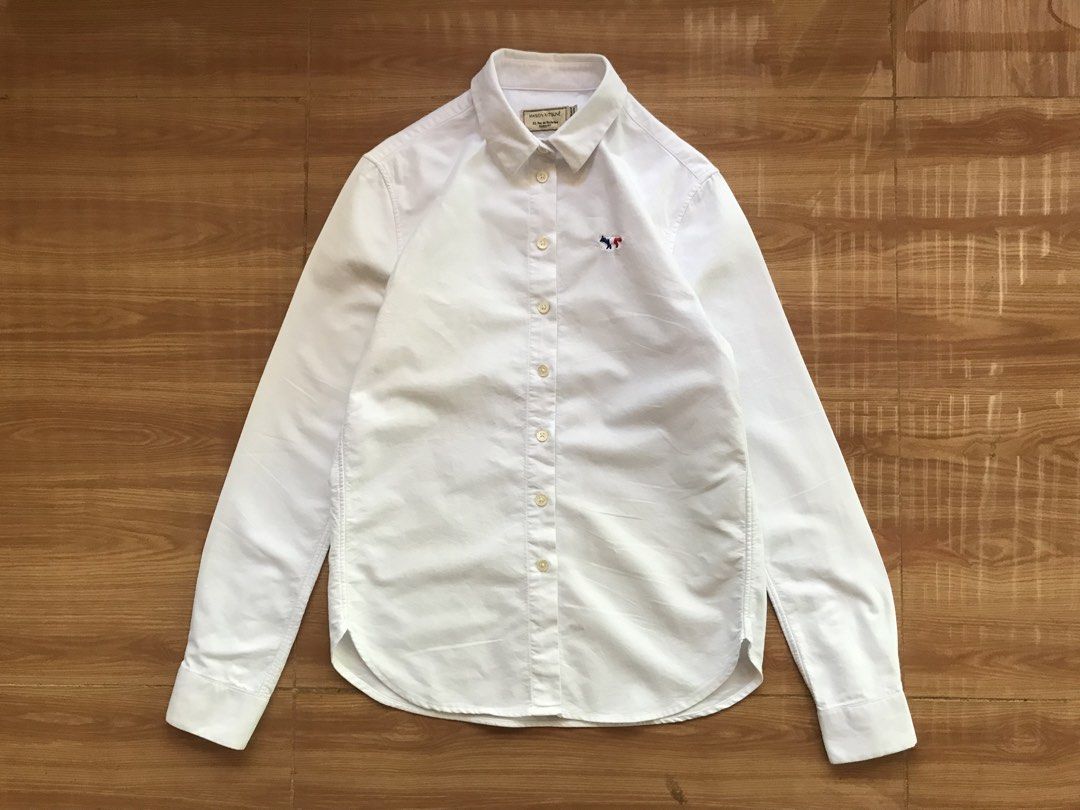 Maison Kitsune White Oxford Buttondown LS (Category: Others Tops) located in Cebu City. Submitted by whytruekoy (Listing ID 1469598256, Image 2). Description: Maison Kitsune White Oxford Buttondown LS Small - Med womens W / 17 L / 26 Excellent.