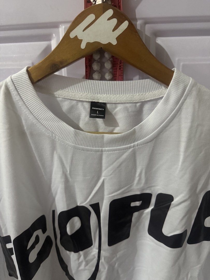 MANFINITY Printed White Tee (Category: Tshirts & Polo Shirts ) located in Las Pinas. Submitted by sellerkjb (Listing ID 1469710543, Image 3). Description: BRAND NEW LARGE 26 x 27 inches LAS PINAS.