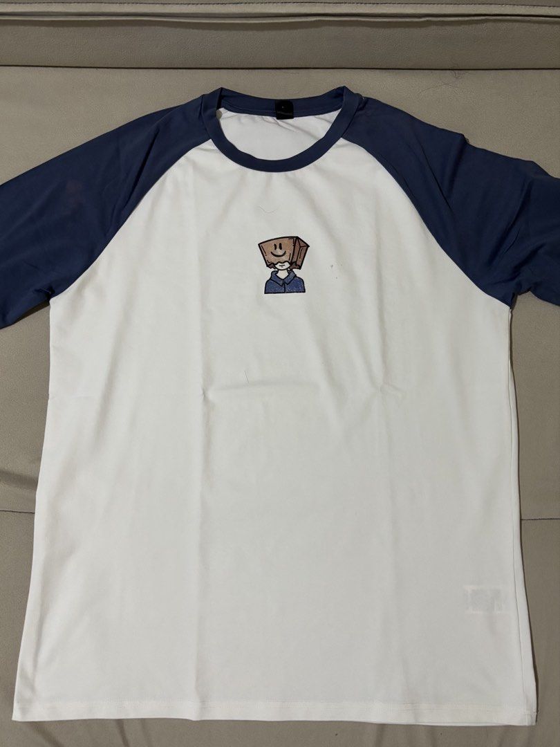 Manfinity Raglan T-Shirt (Blue) (Category: Tshirts & Polo Shirts ) located in Quezon City. Submitted by sigil.thrifts (Listing ID 1469683877, Image 1). Description: rfs decluttering.