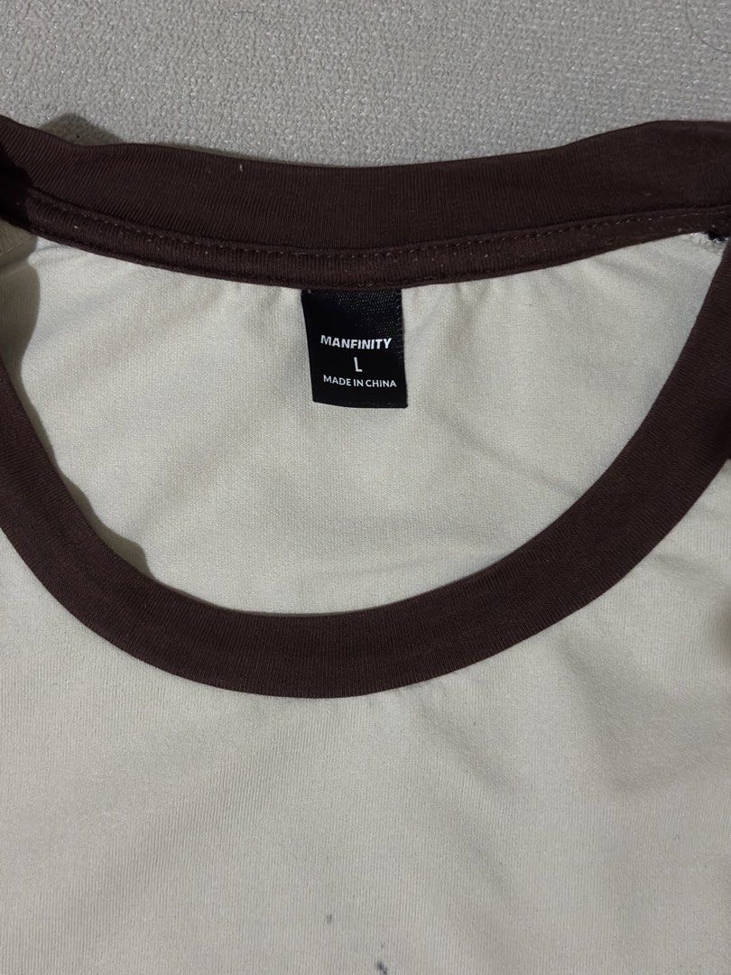 Manfinity Raglan T-Shirt (Brown) (Category: Tshirts & Polo Shirts ) located in Quezon City. Submitted by sigil.thrifts (Listing ID 1469683737, Image 3). Description: rfs decluttering.