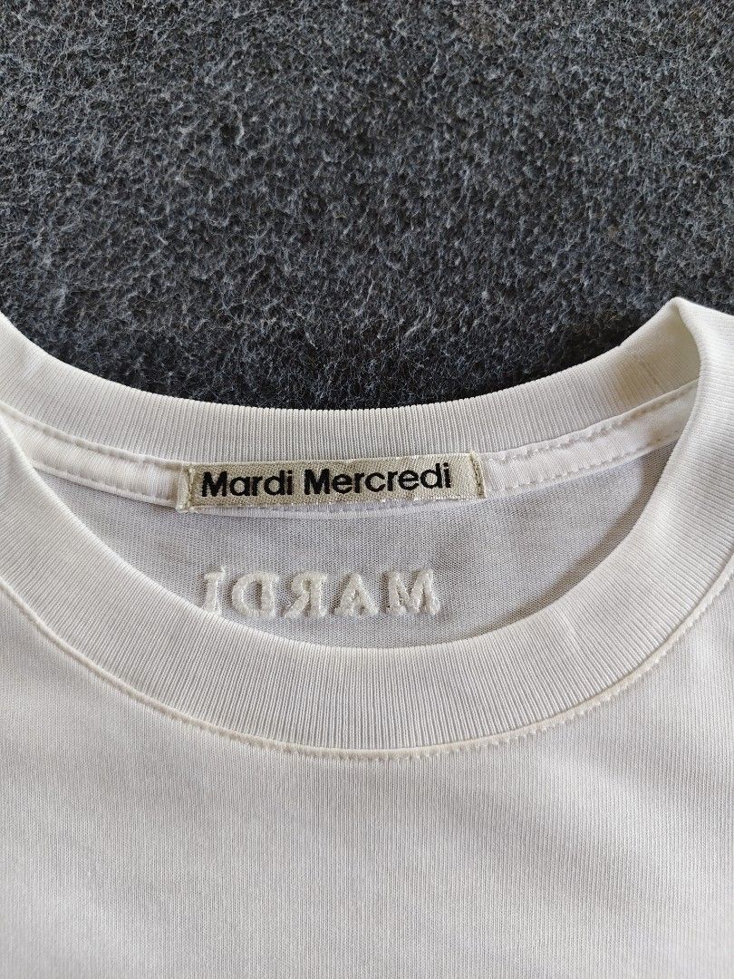 Mardi macrede (Category: Formal Shirts) located in Mati. Submitted by gilfrancis98974 (Listing ID 1469646032, Image 2). Description: vgood condi need wash issue hairline 19x27.