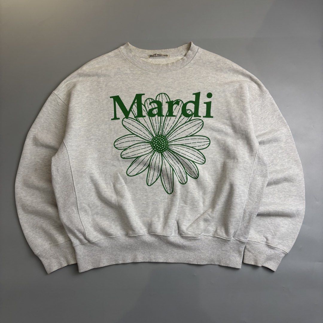 MARDI MERCEDI (Category: Hoodies) located in Taguig. Submitted by the_rare_edit (Listing ID 1469594799, Image 1). Description: DIMENSIONS: 25x25 ISSUE: none COLOR RATE: 9.8/10 CONDITION: Excellent condition .