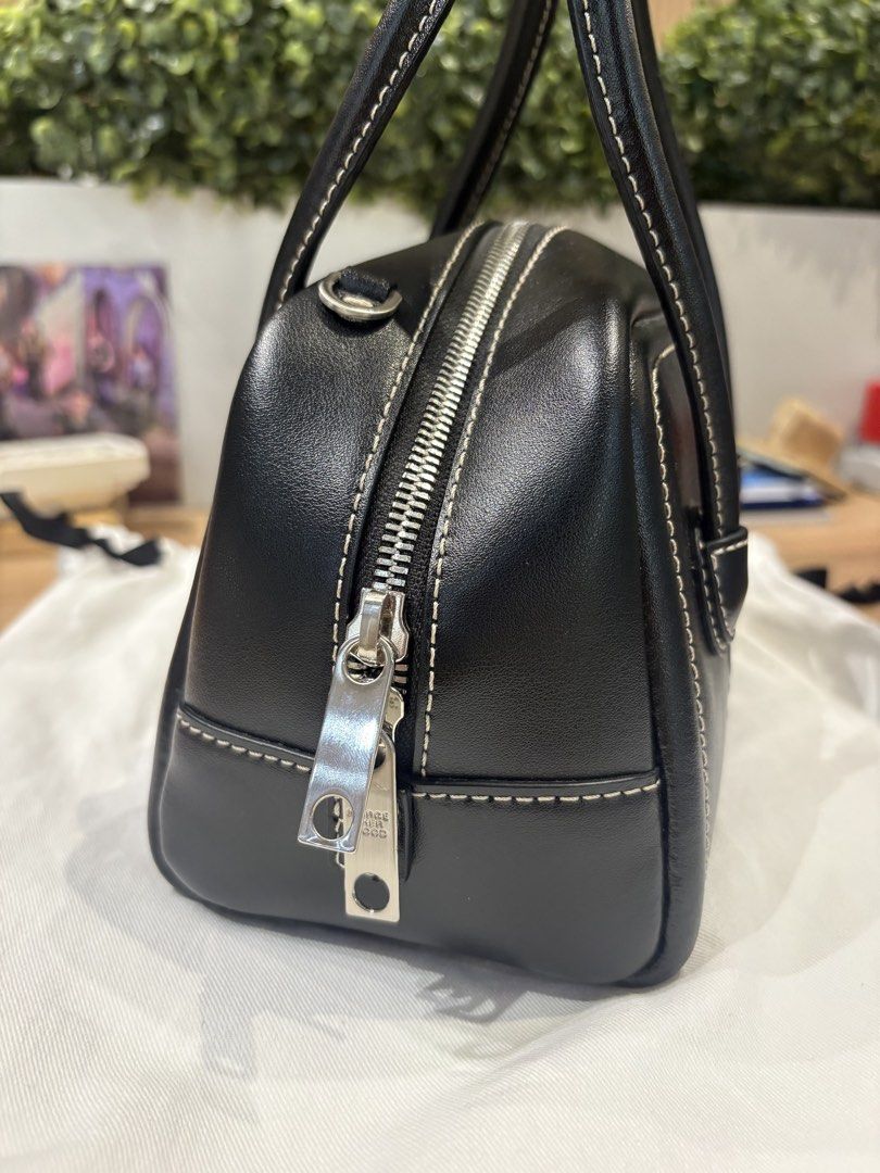MARGE SHERWOOD - Soft Tote Mini (Category: Cross-body Bags) located in Legazpi City. Submitted by justineloouise (Listing ID 1469707485, Image 3). Description: Marge Sherwood is a Korean Brand. https://margesherwood.com Cow Leather Bags’ price, ranges from 15k-40k .