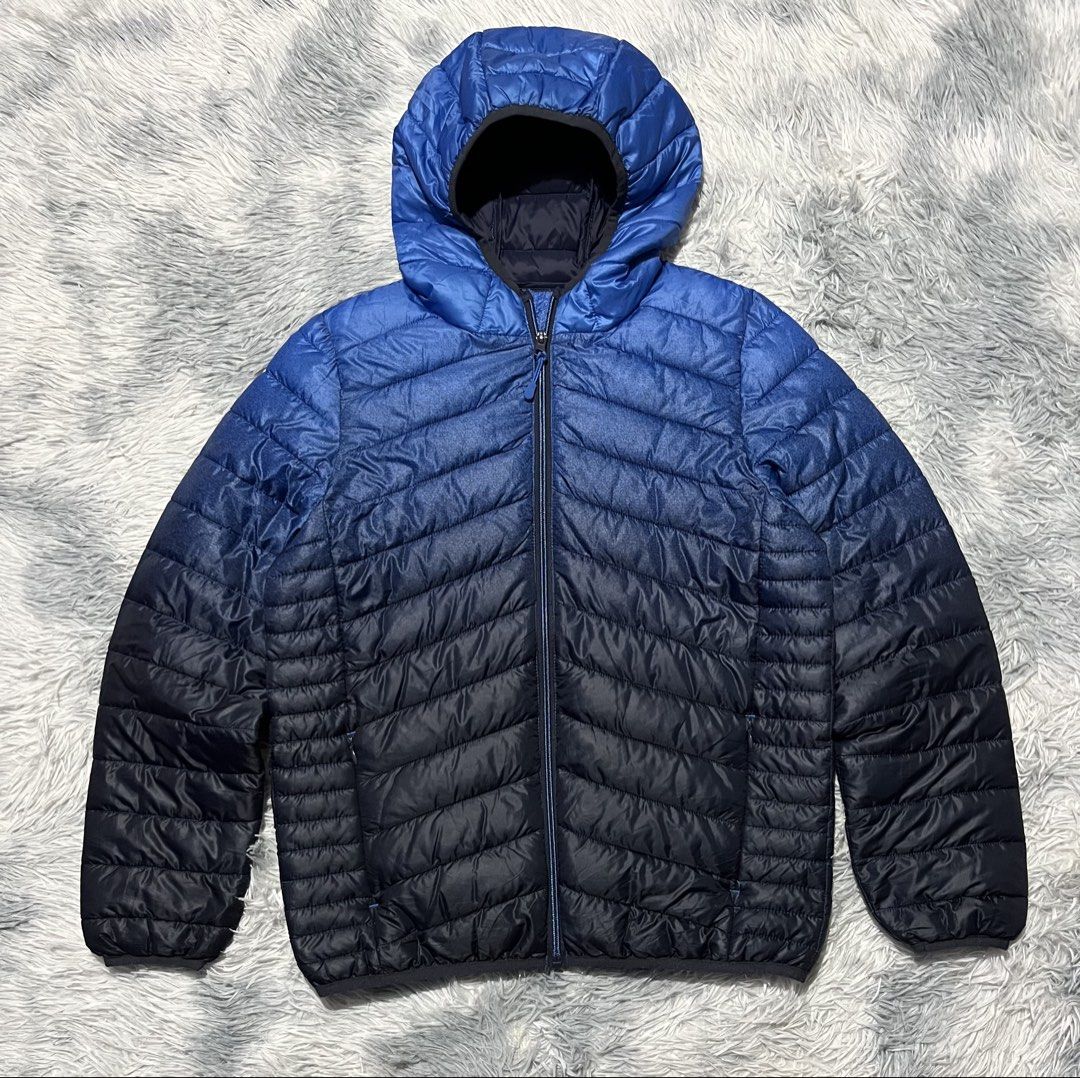 Marks and Spencer Puffer Jacket (Category: Coats, Jackets and Outerwear) located in Sasmuan (Sexmoan). Submitted by winterclothes.ph (Listing ID 1469573763, Image 1). Description: Marks and Spencer Puffer Jacket Eur 164 tag S Men M Women’s Width 19.5 Length 25 Excellent Condition.