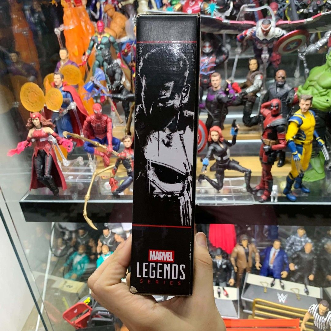 Marvel Legends Punisher Daredevil Born Again Action Figure (Category: Figurines & Statues) located in Manila. Submitted by fasthorse.94b10b (Listing ID 1469679040, Image 3). Description: - Item: Hasbro Marvel Legends Punisher Action Figure (Daredevil: Born Again) - Includes: Alternate hands, knife, and handgun accessories - Packaging: Window box with character artwork on sides and back - Condition: Brand new, minor shelf wear on the bottom corner