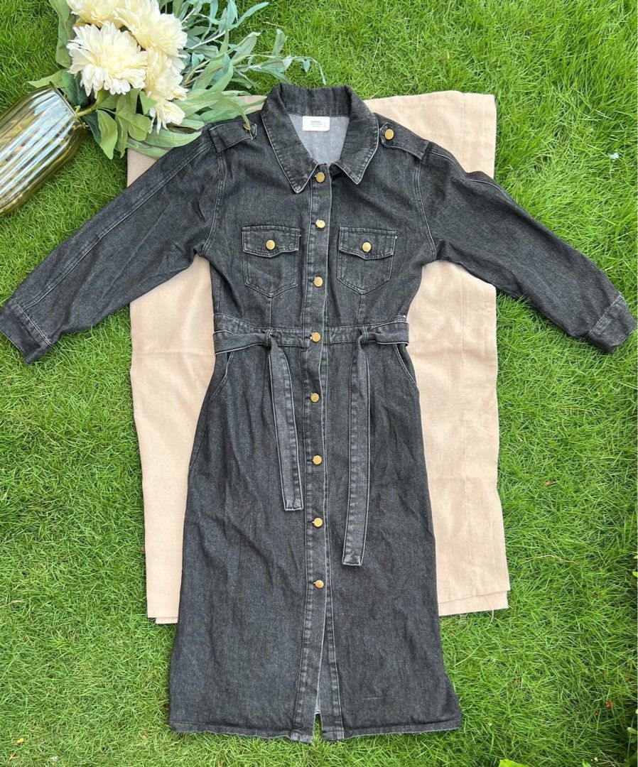 MAXI DENIM DRESS - button down (Category: Dresses) located in Pili. Submitted by thankyounext_bicol (Listing ID 1469633543, Image 1). Description: washed black denim maxi utility shirt dress Full button-up front closure featuring metallic gold-tone hardware So pretty & like new 💛.