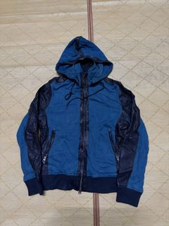 (Category: ) located in . Submitted by houseofgrailed (Listing ID 1469716193, Image 1). Description: .