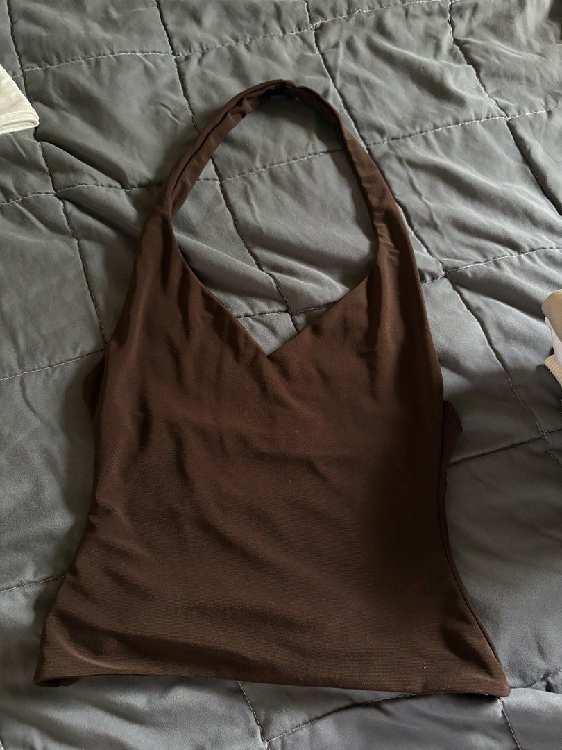 MERA premium brown halter top (Category: Sleeveless) located in Bauang. Submitted by backburnerbyniki (Listing ID 1469607617, Image 1). Description: .