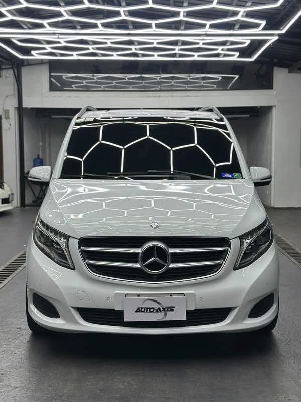 Mercedes-Benz V220d A/T Auto (Category: Used Cars) located in Manila. Submitted by quality_cars (Listing ID 1469720310, Image 1). Description: FOR SALE‼️ 2017 MERCEDES-BENZ V220d ✔️ 40,000 KM ONLY ✔️ 1st Owner ✔️ All Stock ✔️ Complete Papers & Documents 💰 Asking Price: ₱ 1,148,000 NEGOTIABLE 📍Quezon City.