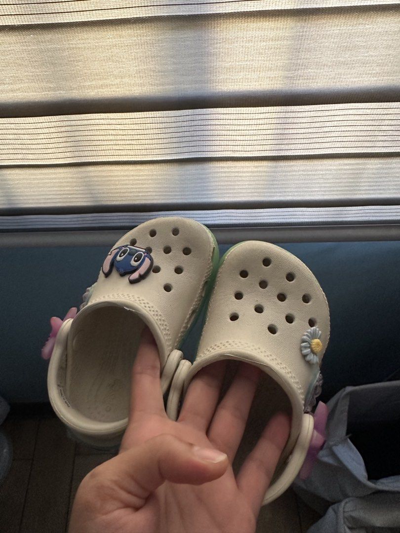 mermaid design crocs (Category: Babies & Kids Fashion) located in Rizal. Submitted by chonwear (Listing ID 1469616530, Image 1). Description: my favorite design🥲 mermaid super pretty nito as in limitted edition lang to nabili ko in zalora for 2500 and now sell kona lang for 1500🥲 looks new padin bihira lang gamitin and mdami na crocs baby ko i need space na din c6 size prefer age 1-2y .