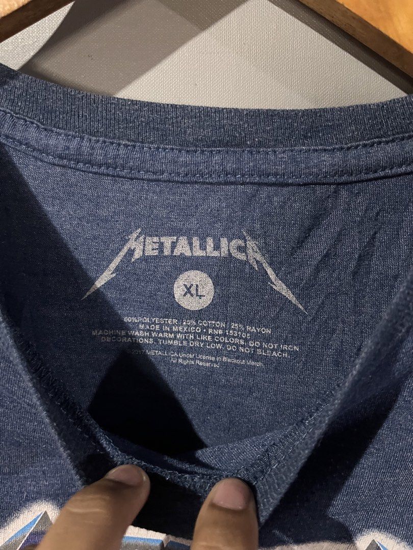 Metallica Ride the Lightning (Category: Tshirts & Polo Shirts ) located in San Mateo. Submitted by street_rev (Listing ID 1469682058, Image 3). Description: 28 x 22.5 xl on tag.