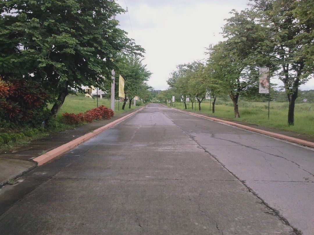 METRO GATE 120 sqm Lot (Category: Lot) located in Quezon City. Submitted by jamstart.ph (Listing ID 1469597012, Image 2). Description: Metro Gate Sta Maria Located near in San Jose del Monte Bulacan Lot only 120 sqm Near NLEX Flood free area Can request for a visit Clean Title Updated Property Tax.