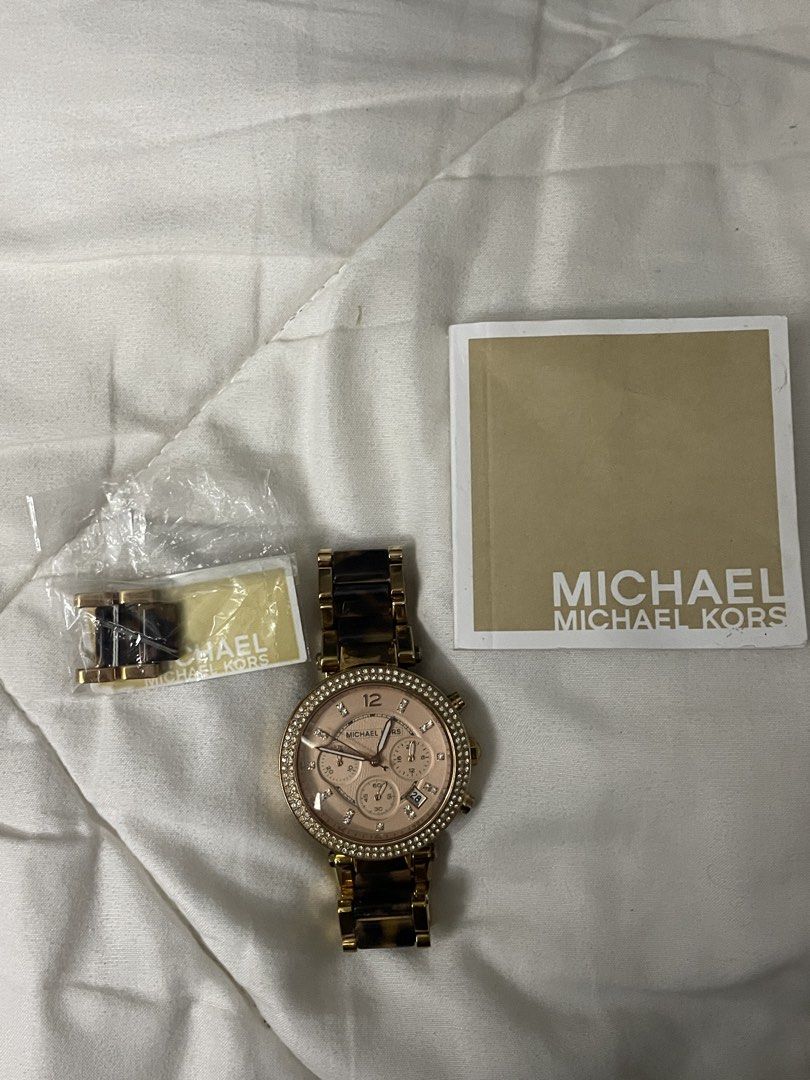 Michael Kors Parker Chronograph watch (Category: Other Accessories) located in Bacoor. Submitted by clyteee (Listing ID 1469594419, Image 2). Description: model: MK5538 - with box and manual - original - no issue - no batt.