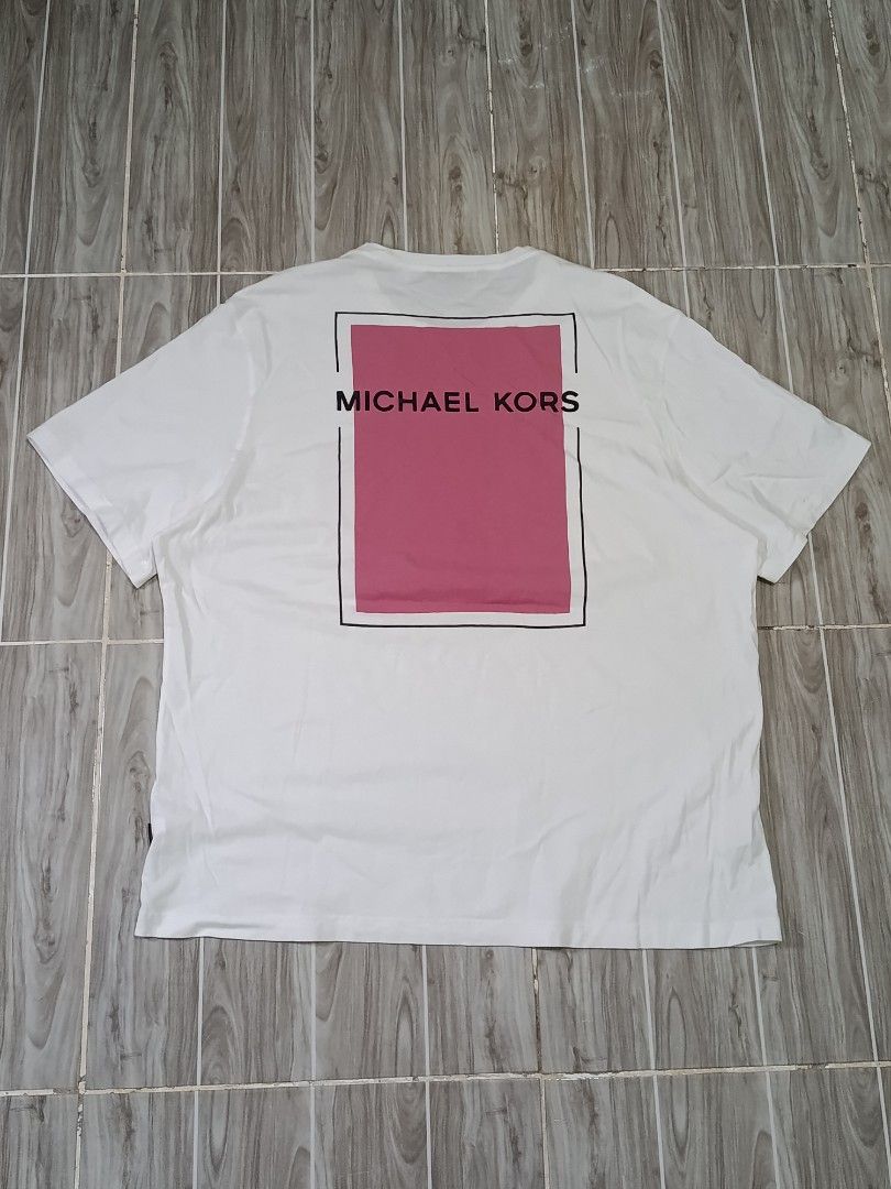 MICHAEL KORS TSHIRT (freeshipping) (Category: Tshirts & Polo Shirts ) located in Quezon City. Submitted by gyl-stop (Listing ID 1469651555, Image 2). Description: free shipping 24.5 x 28 very good condi cr: 9.5/10 issue: cut wash tag, and nung cinut nadamay stitch, need restitch.