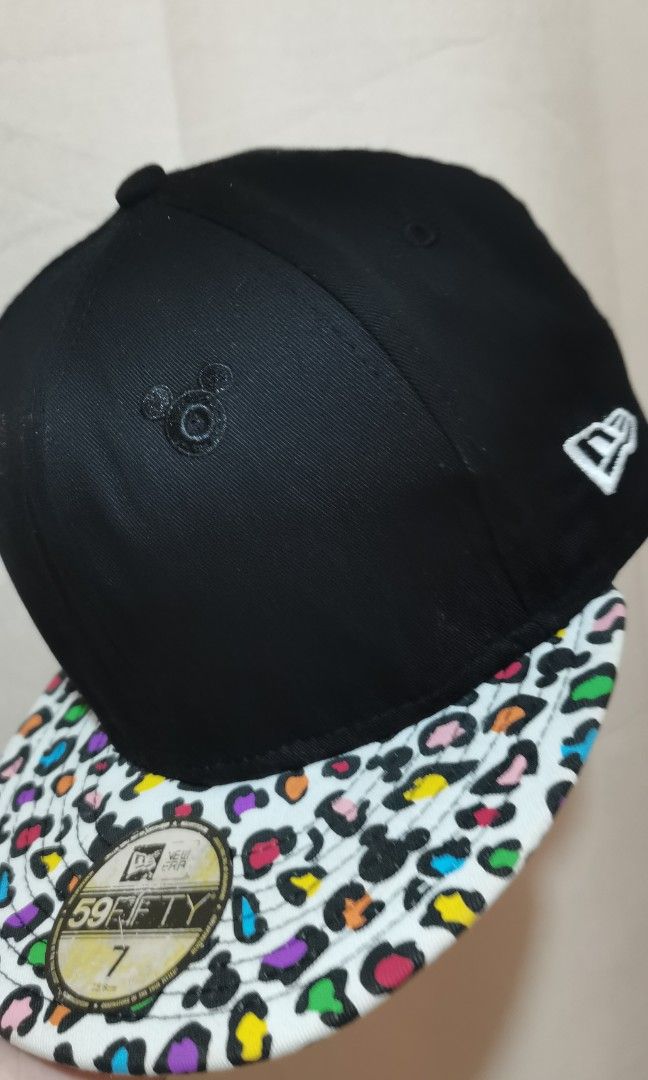 Mickey Mouse New Era Fitted Cap (Category: Caps & Hats) located in Indang. Submitted by capitenyo (Listing ID 1469612906, Image 2). Description: Authentic Mickey Mouse New Era 59fifty Cap ✅ 59fifty Fitted ✅ Collectable Cap ✅ Dome Size - 7 fitted (55.8cm) ✅ Color rate - 9/10 ✅ Materials - 100% Cotton ✅ Made in China ✅ Condition - Used, Good ⛔ Yung Sticker with Some Scratch ✅ Actual photos are posted ⭕ Gcash Mode of Payment / No COD LBC BRANCH COP 