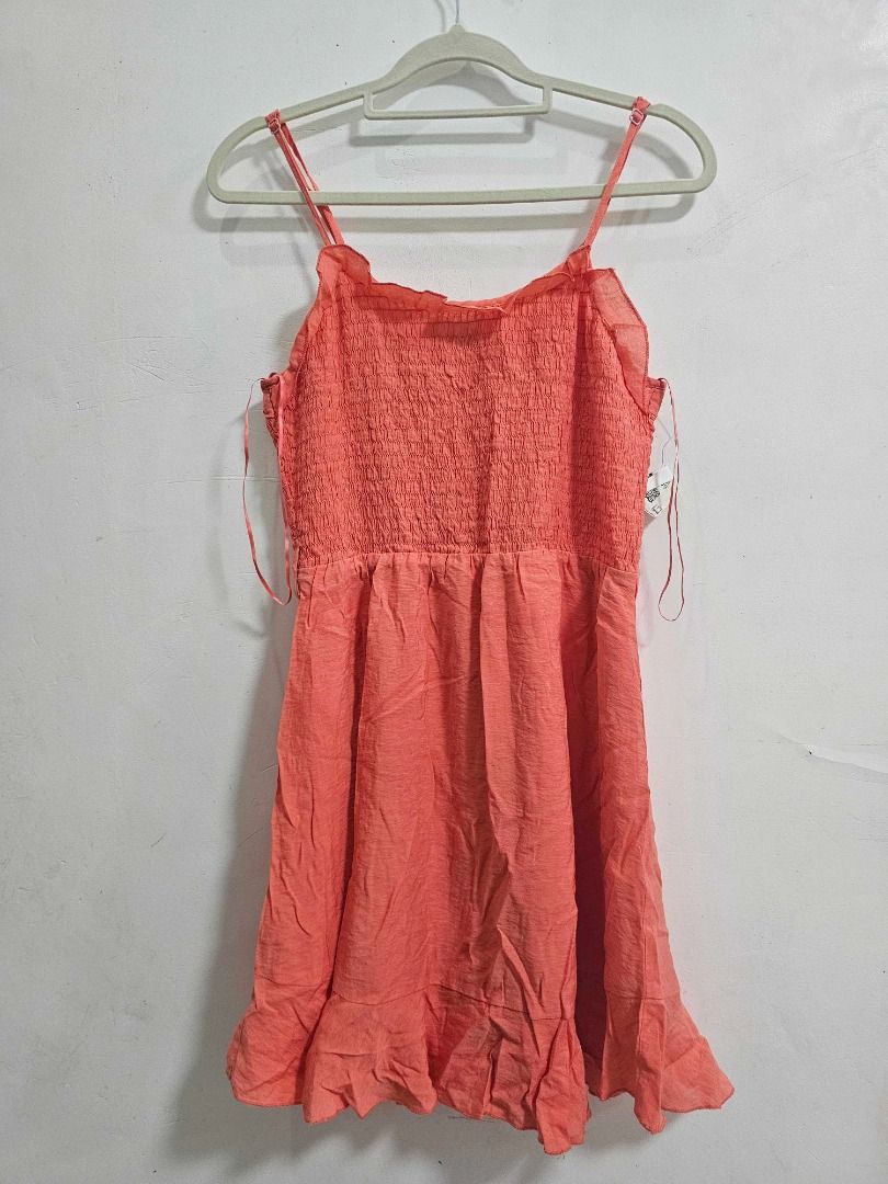 Mini dress (Category: Dresses) located in Los Banos. Submitted by itsmecathey (Listing ID 1469732753, Image 3). Description: Brand new with tag (Padala from package abroad) Fit xs to medium (32 to 34 bust) (26-28 waist).