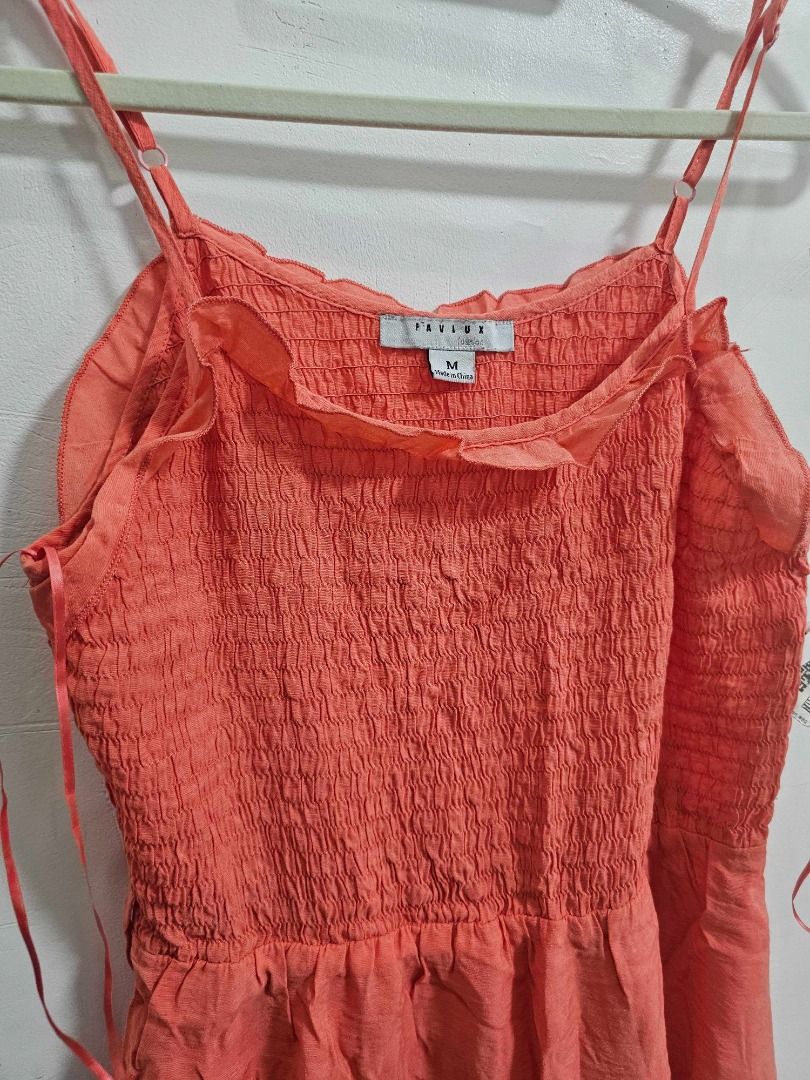 Mini dress (Category: Dresses) located in Los Banos. Submitted by itsmecathey (Listing ID 1469732753, Image 2). Description: Brand new with tag (Padala from package abroad) Fit xs to medium (32 to 34 bust) (26-28 waist).