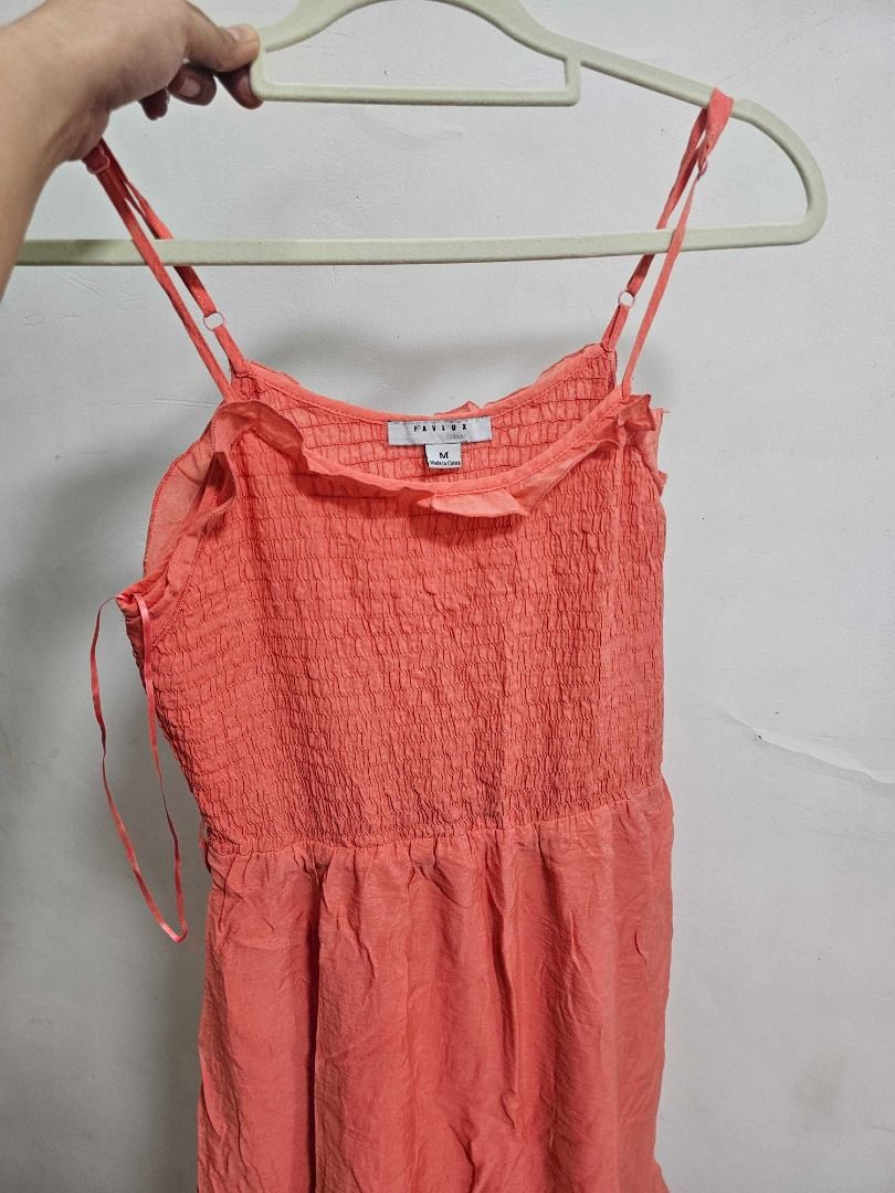 Mini dress (Category: Dresses) located in Los Banos. Submitted by itsmecathey (Listing ID 1469732753, Image 1). Description: Brand new with tag (Padala from package abroad) Fit xs to medium (32 to 34 bust) (26-28 waist).