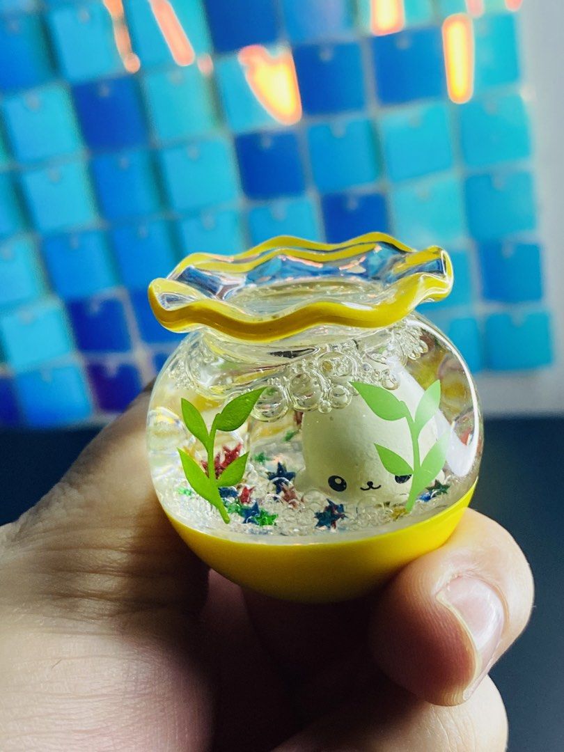 Mini Fish Tank (Category: Character Goods) located in Manila. Submitted by kawaii_omocha_est2020 (Listing ID 1469726568, Image 3). Description: .