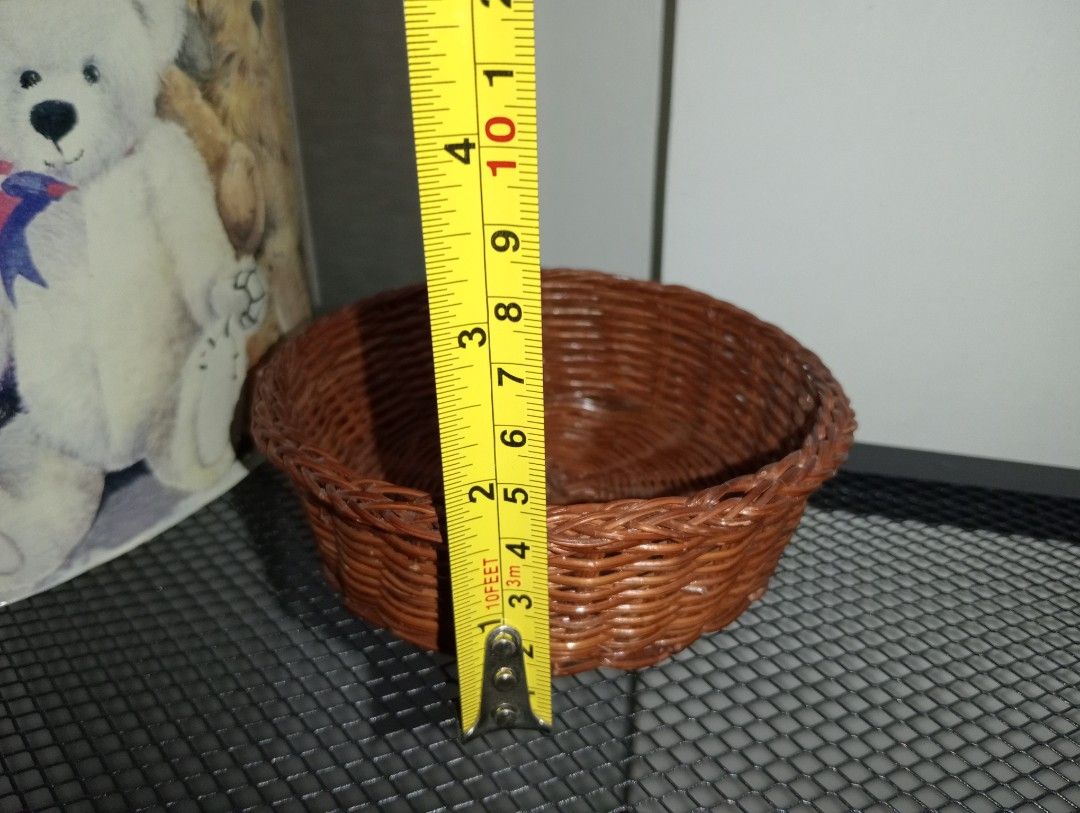 MINI ROUND FLAT BASKET (Category: Storage Boxes & Baskets) located in Kawit. Submitted by gieclutter (Listing ID 1469666018, Image 2). Description: Flakers and joy reservers are 𝗻𝗼𝘁 𝗮𝗹𝗹𝗼𝘄𝗲𝗱 Actual photos, sized precisely Verify item's dimensions first All sales are final—no returns, exchanges, or refunds 𝗖𝗢𝗡𝗗𝗜𝗧𝗜𝗢𝗡: ・𝗔𝗦 𝗜𝗦 ・has minimal dust and broken weaves 𝗟𝗢𝗖𝗔𝗧𝗜𝗢𝗡: Kawit, Cavite 𝗠𝗢𝗣: 𝗣𝗙/NO COD Item price + ₱�