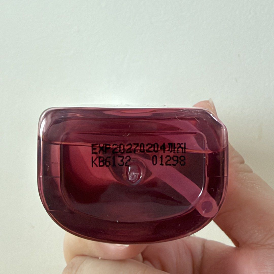 Mise en scene perfect serum styling serum (Category: Hair) located in Quezon City. Submitted by s.haaa (Listing ID 1469636220, Image 3). Description: almost bnew used once rfs: declutterring issue: no cap natapon na yata:(.