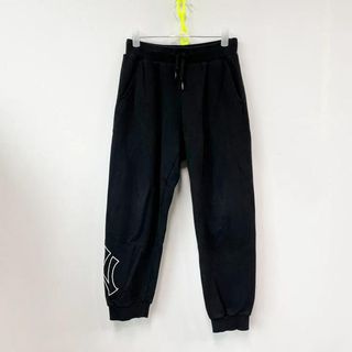 NIKE Run Club Track Pants 65S, Men's Fashion, Tops & Sets, Tshirts ...
