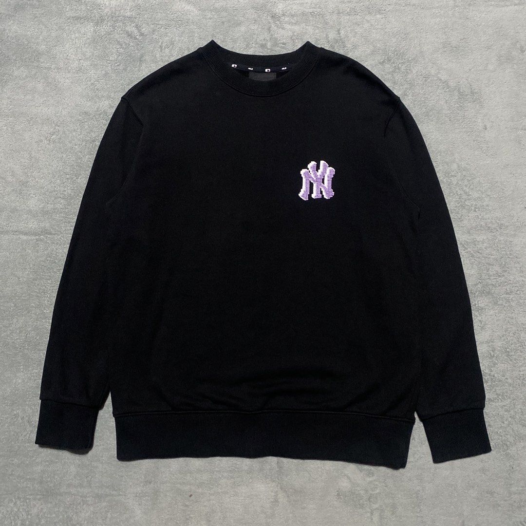MLB NY Yankees Sweater (Category: Hoodies) located in Cavite. Submitted by kali_galleria (Listing ID 1469692039, Image 2). Description: Available 🏷️ MLB NY Yankees Sweater Must have piece 💎 • Like-New Condition: 9.9 • Color rate: 9.9 • Width: 21 • Length: 27 • Best Fit: M-L • Issue: 🏷️600 + SF “Thrift with your fingertip👆🏼”.
