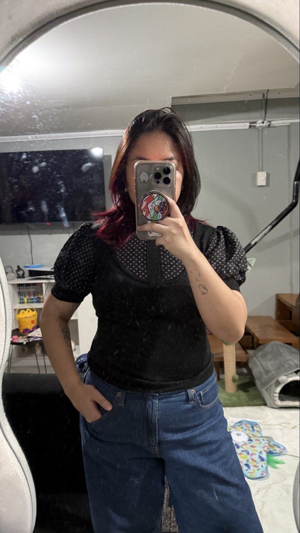 Mock Neck Semi Puff Sleeves Knitted Top (Category: Shirts) located in Quezon City. Submitted by dinesaur (Listing ID 1469725886, Image 2). Description: M-L.