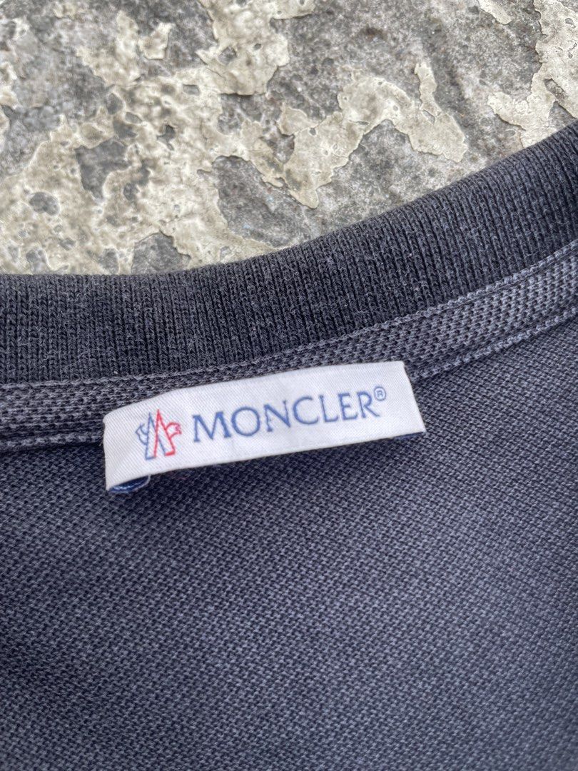 Moncler chest logo polo shirt (Category: Luxury Apparel) located in Alegria. Submitted by deniseeee.21 (Listing ID 1469606073, Image 3). Description: Size small 20x26 authentic used condition.