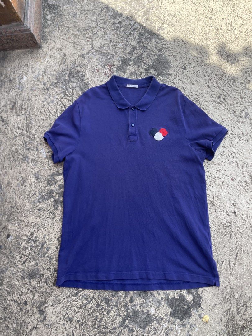 Moncler Triple patch logo polo shirt (Category: Luxury Apparel) located in Alegria. Submitted by deniseeee.21 (Listing ID 1469605870, Image 1). Description: used condition Size xl authentic .