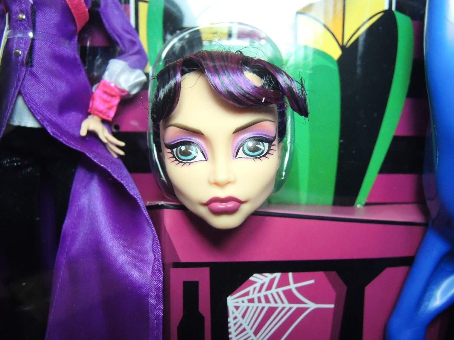 Monster High - Headless Headmistress Bloodgood Doll and Nightmare Horse ...