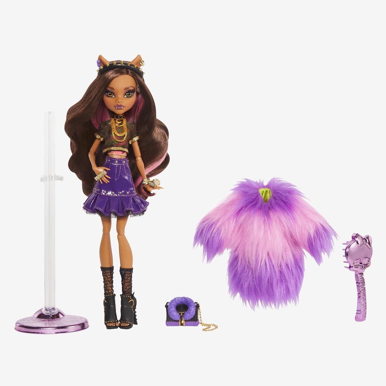 Monster High Haunt Couture Clawdeen Wolf Doll, Toys & Collectibles ...