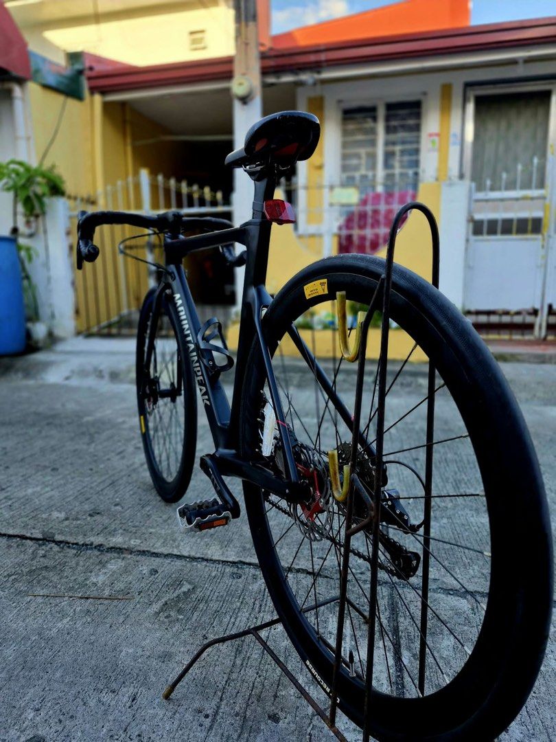 Mountainpeak Rexton 3000 (Category: Bicycles) located in Bacoor. Submitted by dhaniiigurl (Listing ID 1469603286, Image 3). Description: T700 carbon fiber Shimana SORA SHIFTER CST RECOURSE TIRE AEROIC CARBON FIBER RIM FUN ONE DISK BREAK OUNCE CARBON FIBER CRANK message for negotiation.