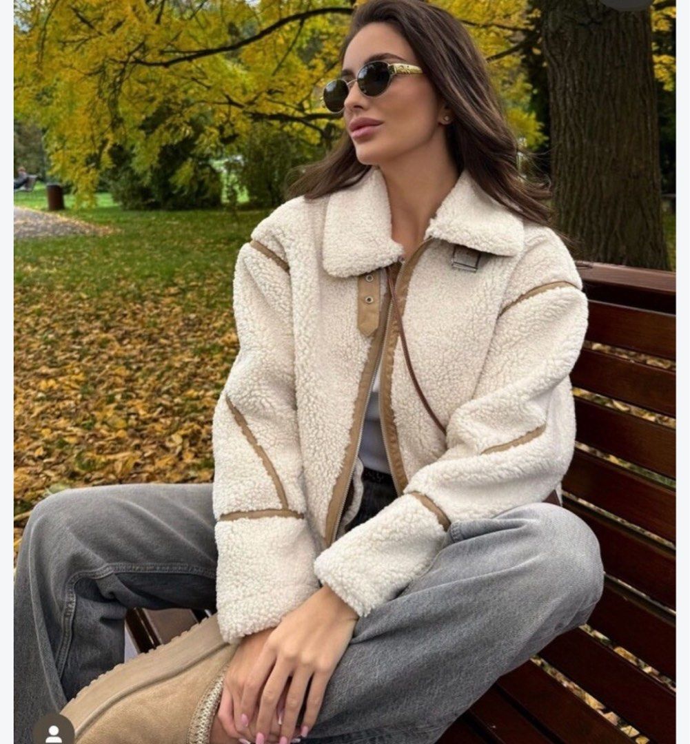 Moussy Oversize Boa Sherpa Jacket (Category: Coats, Jackets and Outerwear) located in Amadeo. Submitted by mavmadel (Listing ID 1469639819, Image 3). Description: -free size -like new -with small rub sa may pocket and -color rate 10/10 Ganda!.