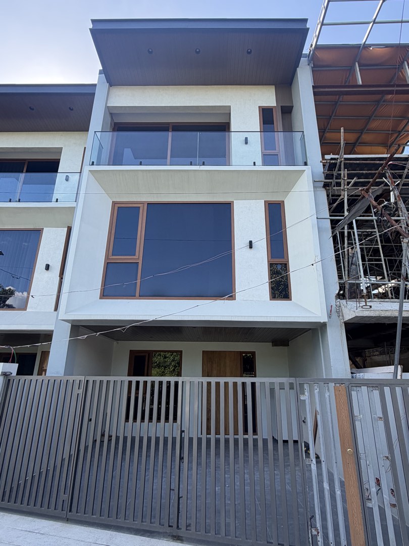 (Category: ) located in . Submitted by brokermariz (Listing ID 1469747675, Image 1). Description: .