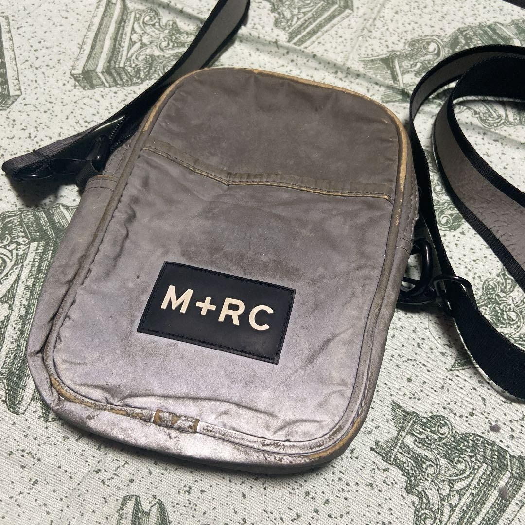 M+RC NOIR Shoulder Bag – Mini Shoulder Bag / Pouch (Category: Sling Bags) located in Caloocan City. Submitted by letao_shopping_ph (Listing ID 1469648898, Image 1). Description: M+RC NOIR Reflective Mini Shoulder Bag / Pouch Brand: M+RC NOIR (Marche Noir) Measurements: Width: Approx. 20 cm Height: Approx. 14 cm Depth: Approx. 4 cm Style & Condition: This is a reflective mini shoulder bag featuring a distinctive design. Please note that the bag is