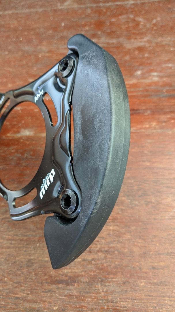 MRP AMg Chain Guide / Bashguard ISCG 05 28-34T (Category: Bicycles) located in Manila. Submitted by rvnebon_ (Listing ID 1469592420, Image 3). Description: 📍 Limay, Bataan • Chain guide with bashguard and upper guide • Mount Standard: ISCG-05 • Chainring Compatibility: 28T to 34T • Minor scuffs on the upper guide. Bashguard has no dings and still looks like new • RFS: Decluttering.