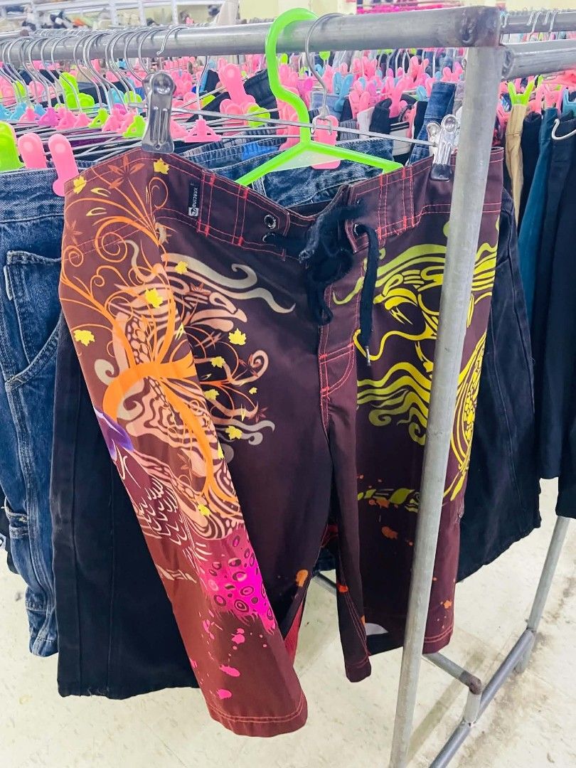 Mura lang (Category: Shorts) located in Caloocan City. Submitted by billabong09 (Listing ID 1469715506, Image 2). Description: .