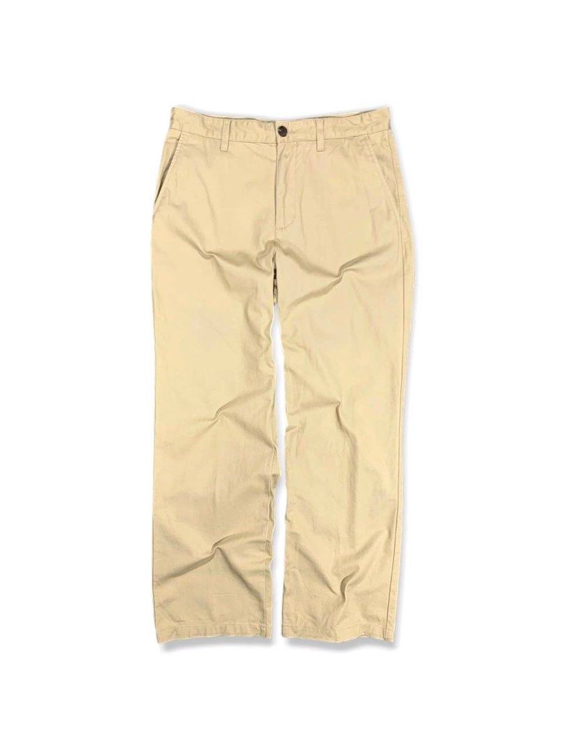 Musinsa Standard Chino Pants (Category: Chinos) located in Zamboanga. Submitted by zhifay (Listing ID 1469741359, Image 1). Description: Musinsa Standard Chino Pants Measurement (inches): Tag Size: 30 Waistline: 16" (Fits Like30-32) Rise: 12" Thigh: 11" Inseam: 30.5" Length: 42" Leg opening: 10" Condition: 9.5/10 Excellent Condition ₱980 .
