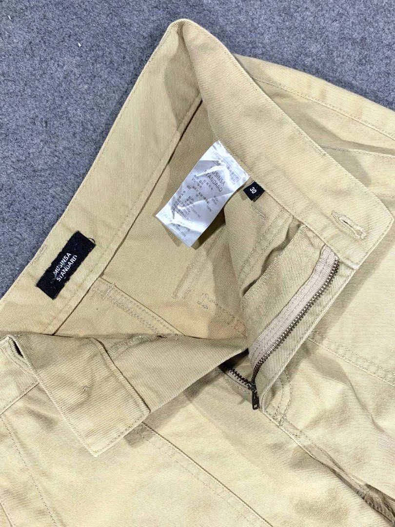 Musinsa Standard Replica Fatigue Baker Pants (Category: Chinos) located in Zamboanga. Submitted by zhifay (Listing ID 1469740834, Image 3). Description: Musinsa Standard Replica Fatigue Baker Pants Measurement (inches): Tag Size: 30 Waistline: 15.5" (Fits like 30-31) Rise: 11" Thigh: 10" Inseam: 29.5" Length: 41" Leg opening: 8" Condition: 9.5/10 Excellent Condition ₱980.