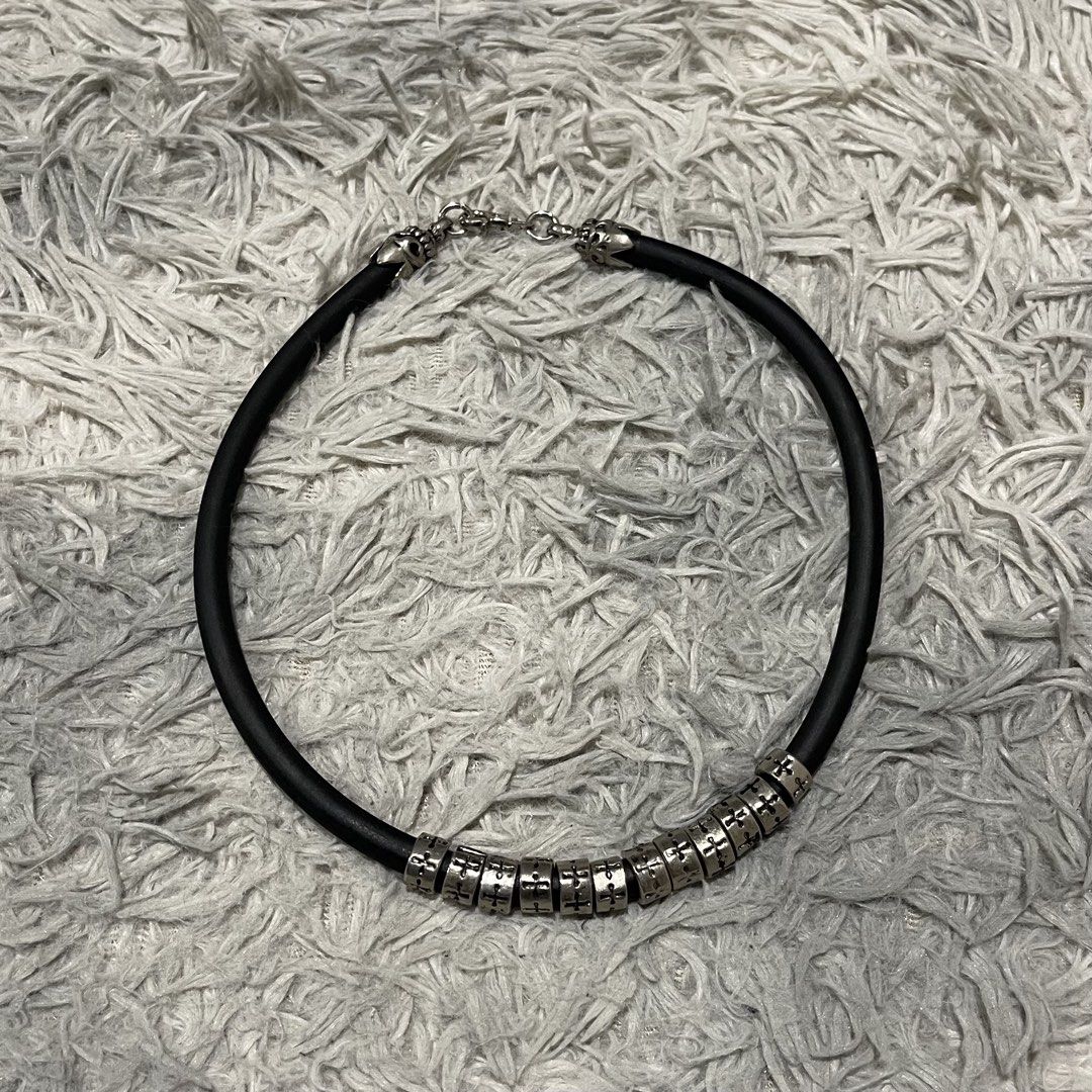 Rubber Cord Necklace (Category: Jewelry) located in Bauang. Submitted by thriftypockets92 (Listing ID 1469714510, Image 3). Description: Black rubber cord necklace featuring silver-toned cross patterned beads with a lobster-clasped closure.
