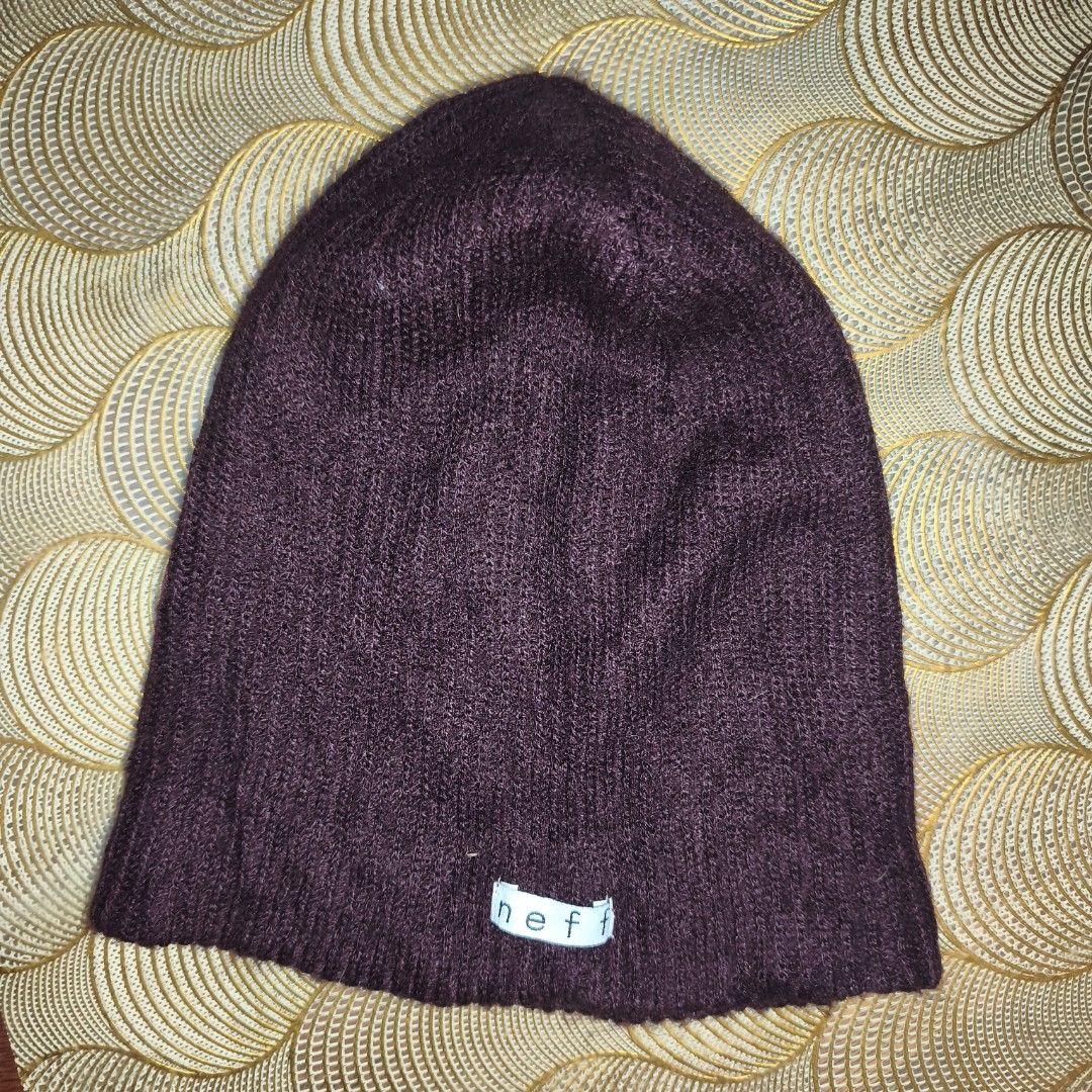 Neff Beanie (Category: Caps & Hats) located in Antipolo. Submitted by alphaomega_fox (Listing ID 1469628269, Image 1). Description: - Brand: Neff - Color: Maroon - Material: 100% acrylic - Size: One Size Fits All - Style: Ribbed texture with a small woven brand label - Condition: Warm and cozy, ideal winter accessory.